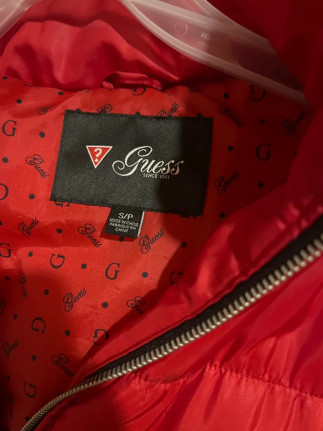 Guess Red Puffer Jacket image indicator(3)