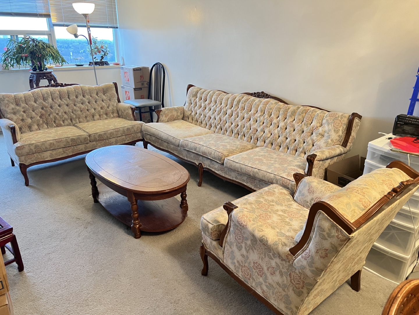 Vintage Floral Sofa Set