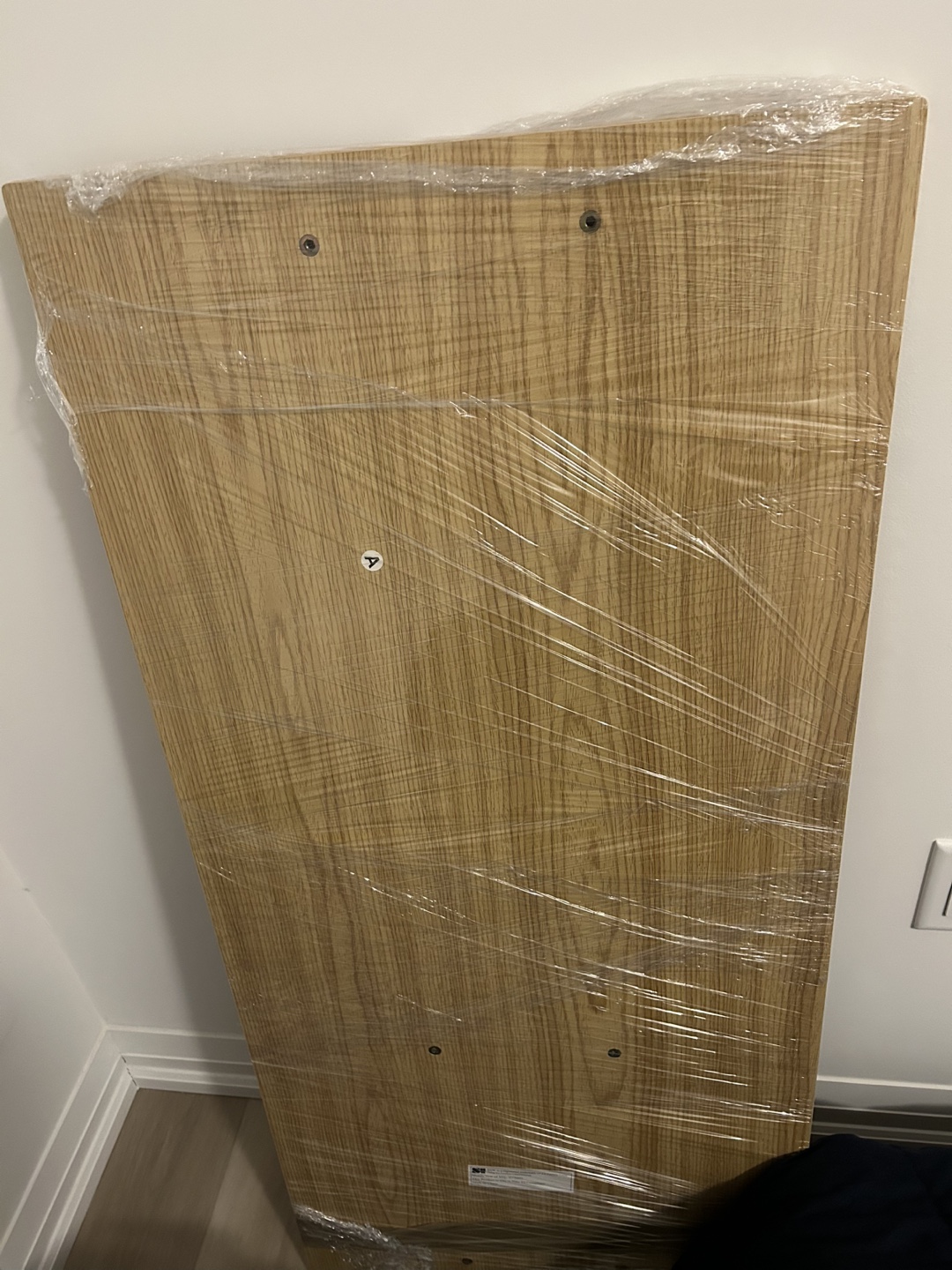 Compact office desk up for sale ( Like new )
