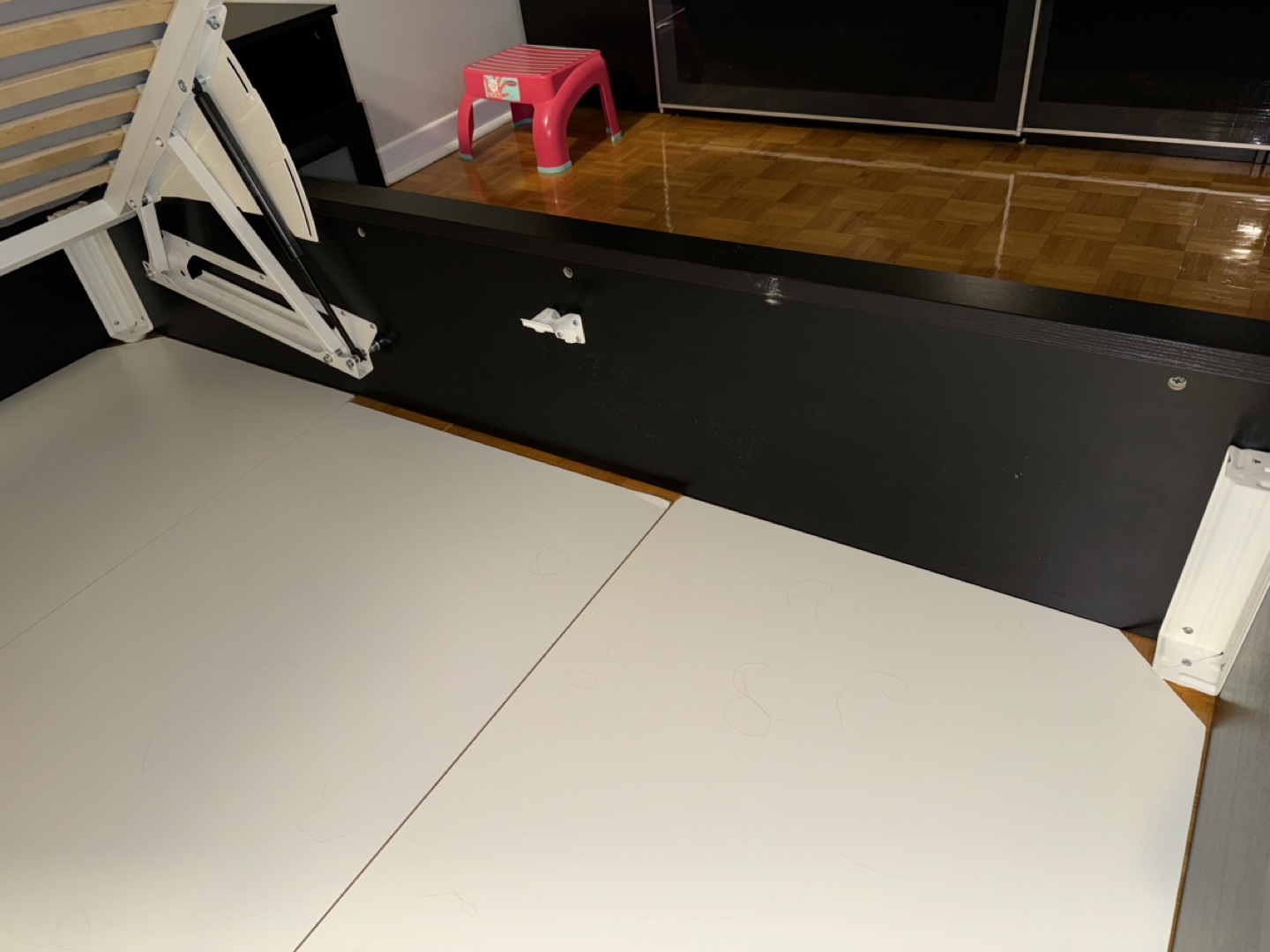IKEA MALM Queen Size Bed Frame with Storage - photo 5