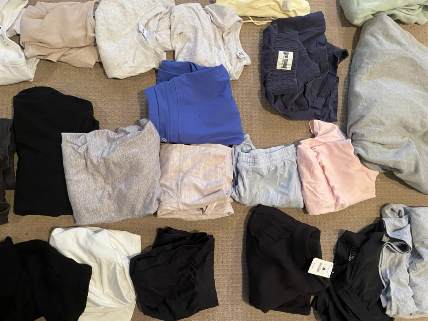 Women's Clothing Bundle image indicator(9)