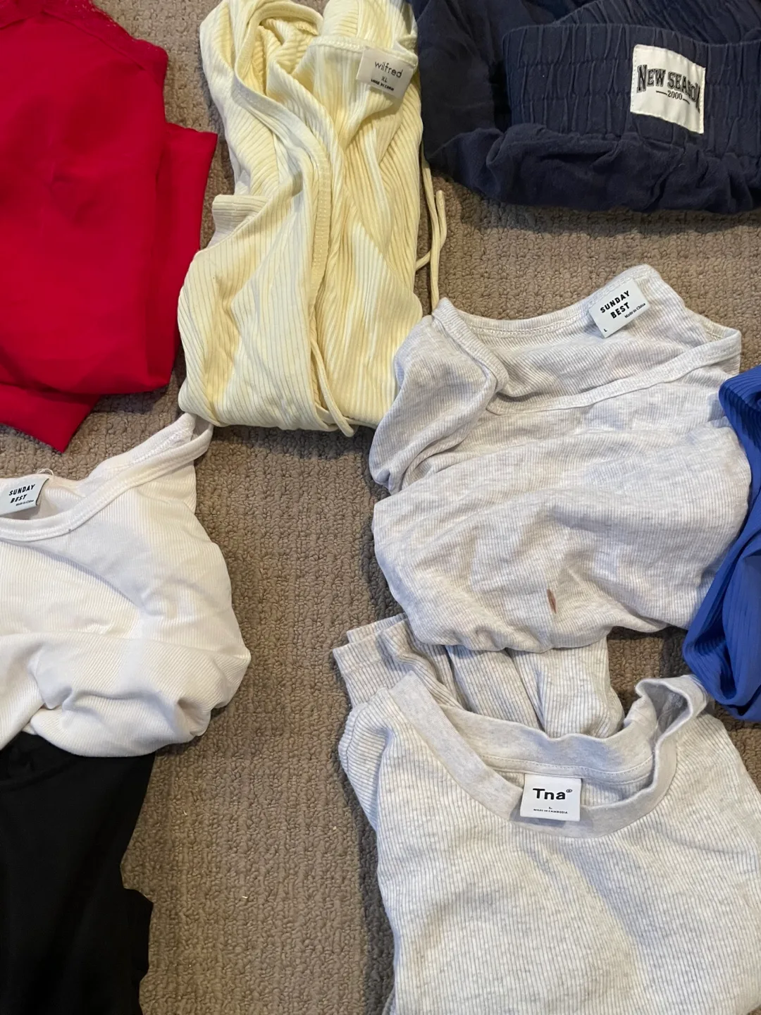 Women's Clothing Bundle image indicator(8)