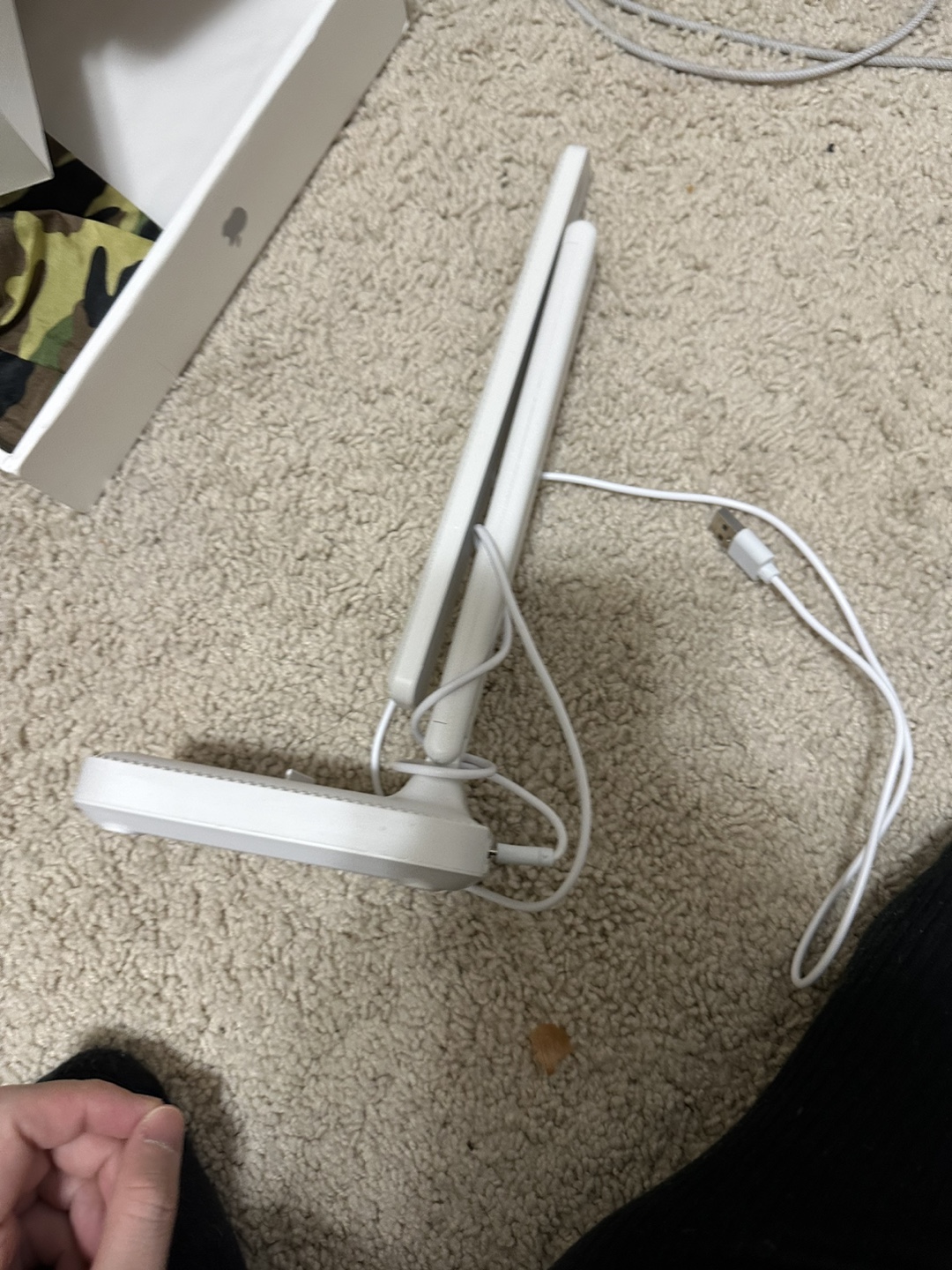 White USB Desk Lamp - photo 2