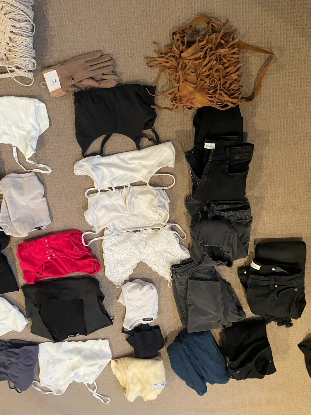 Women's Clothing Bundle image indicator(2)