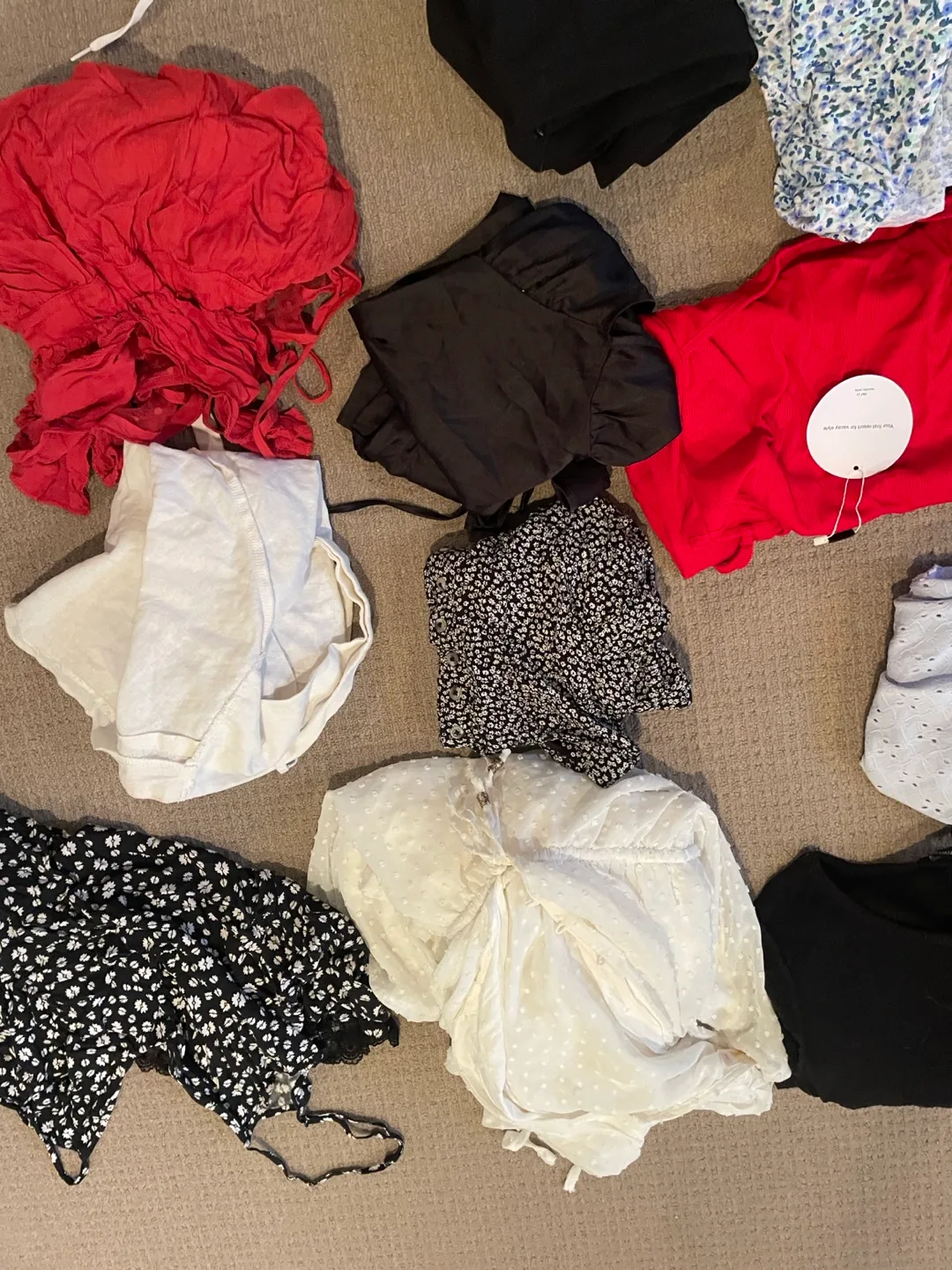 Women's Clothing Bundle image indicator(6)