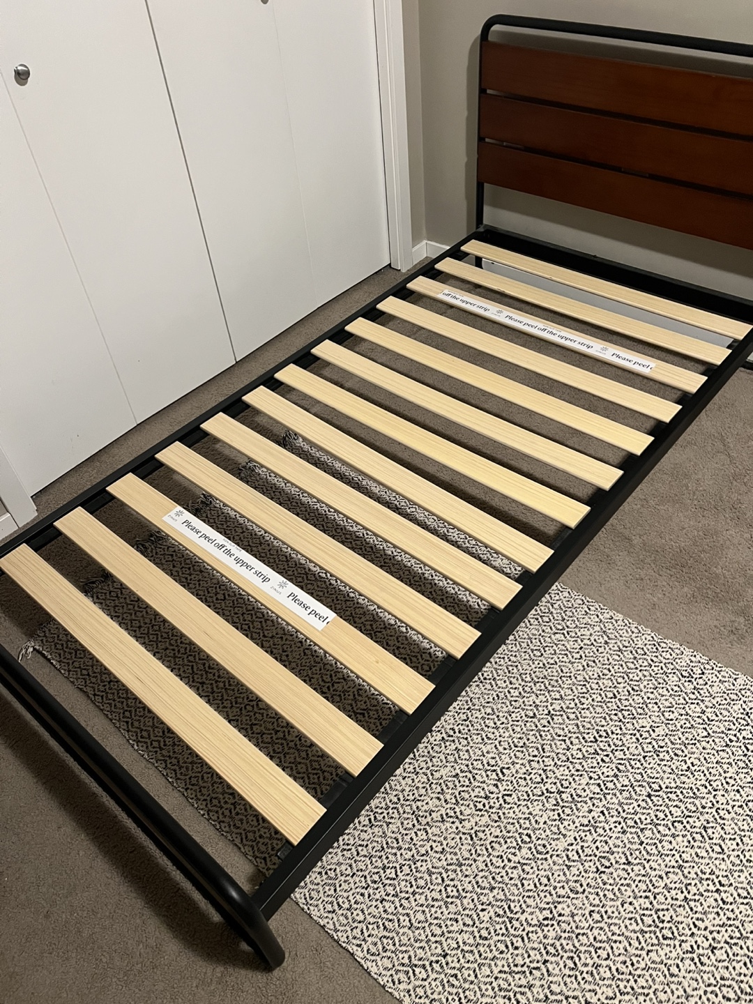 Twin XL Metal Bed Frame and Serta mattress