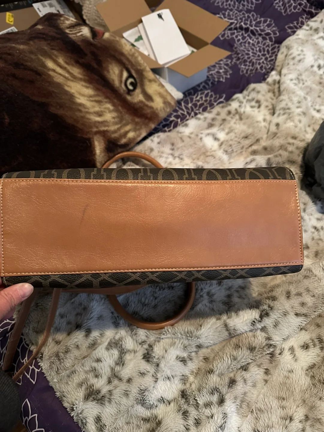 George Brown and Tan Handbag with Gold Hardware image indicator(7)