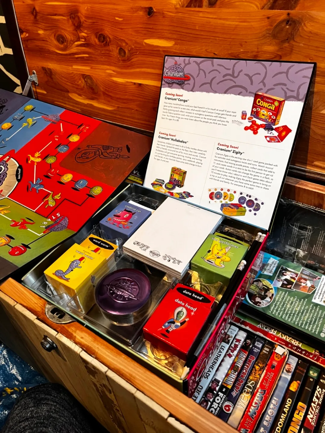 Cranium -CANADIAN EDITION The Game for Your Whole Brain image indicator(3)