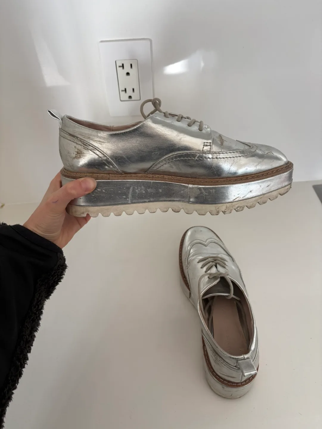 Zara Silver Platform Oxfords shoes image indicator(4)