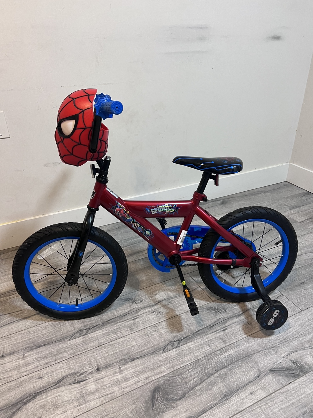 Spider-Man Kids Bike - photo 2