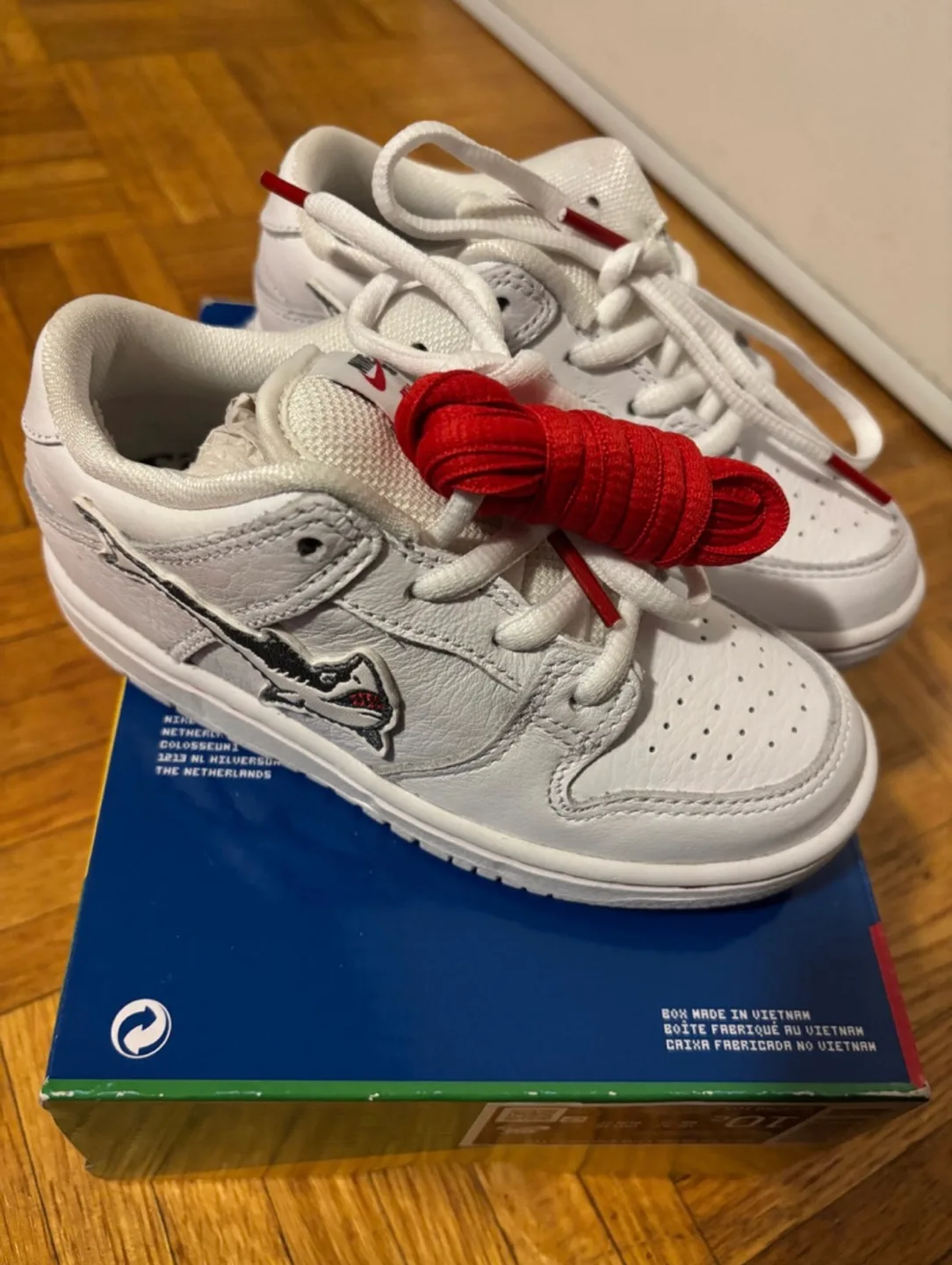 Nike SB Dunk Low Pro 10C image indicator(2)