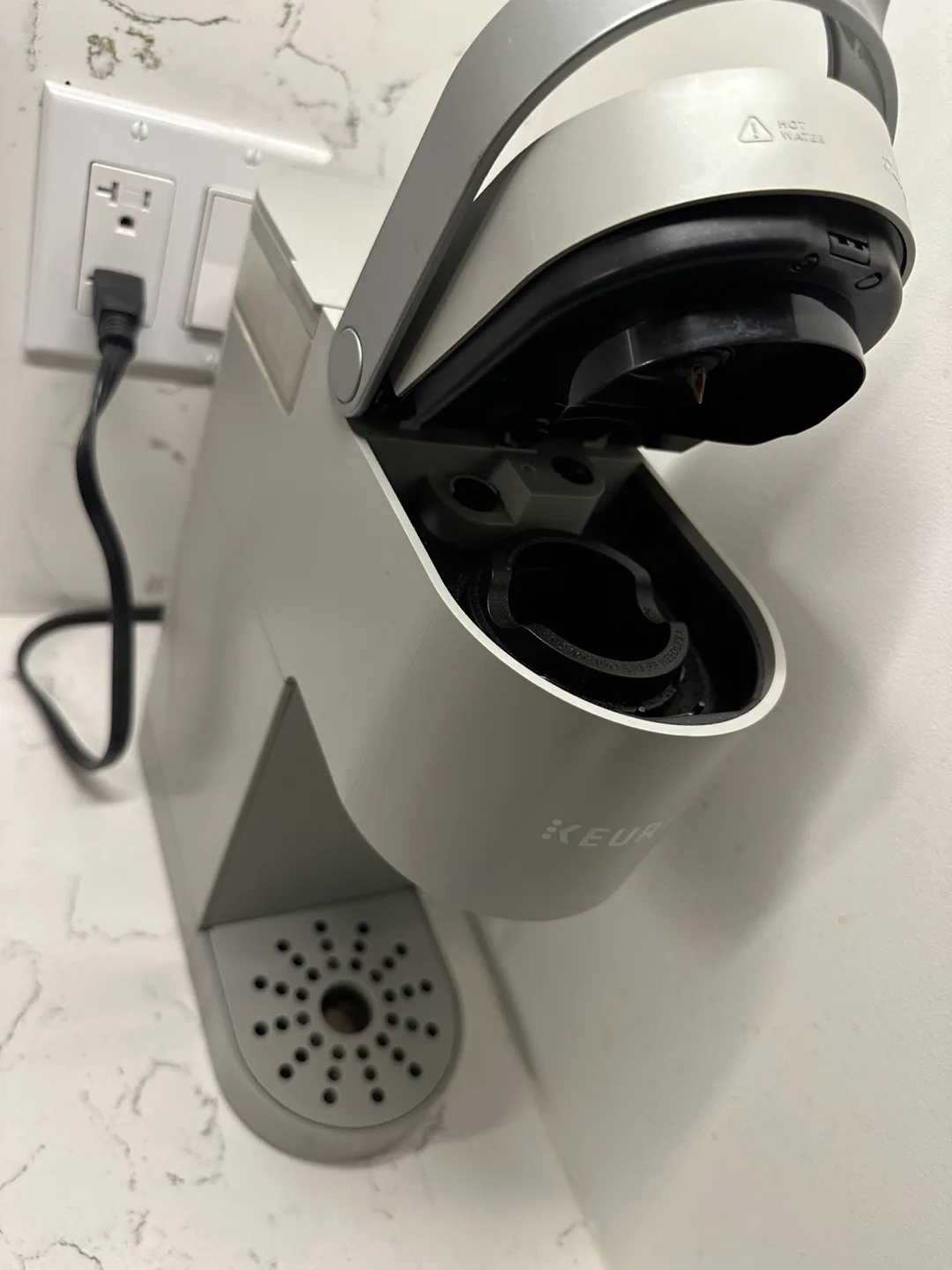 Keurig K-Mini Single Serve Coffee Maker image indicator(2)