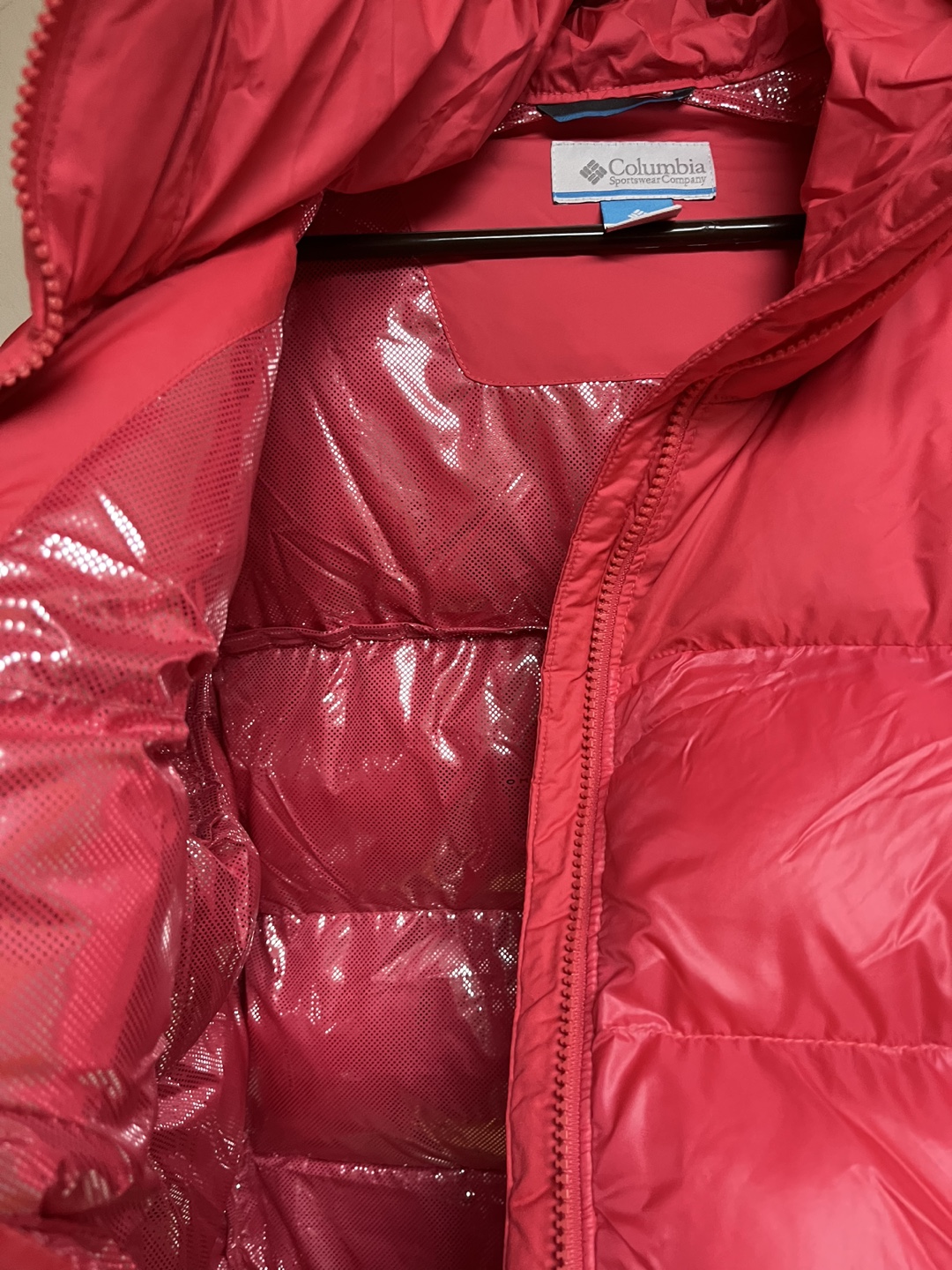Columbia Women's Red Puffer Jacket - photo 3
