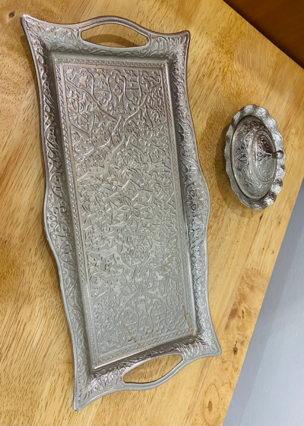 Ornate Silver Serving Tray with Raised Edges image indicator(5)