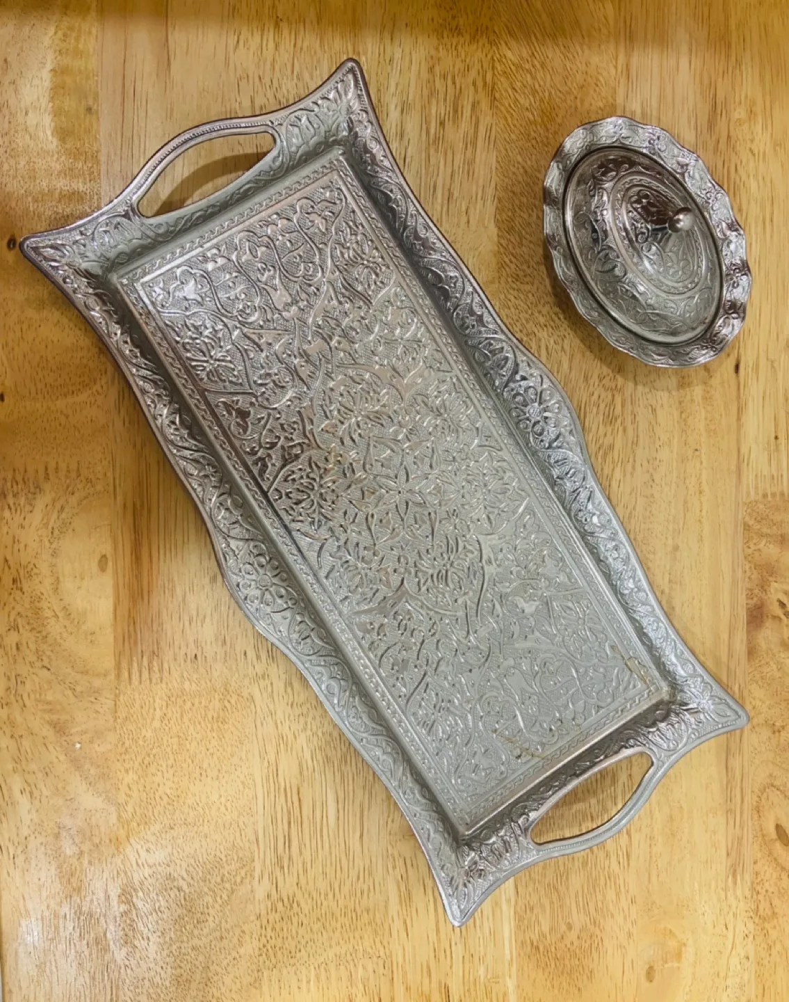 Ornate Silver Serving Tray with Raised Edges image indicator(6)