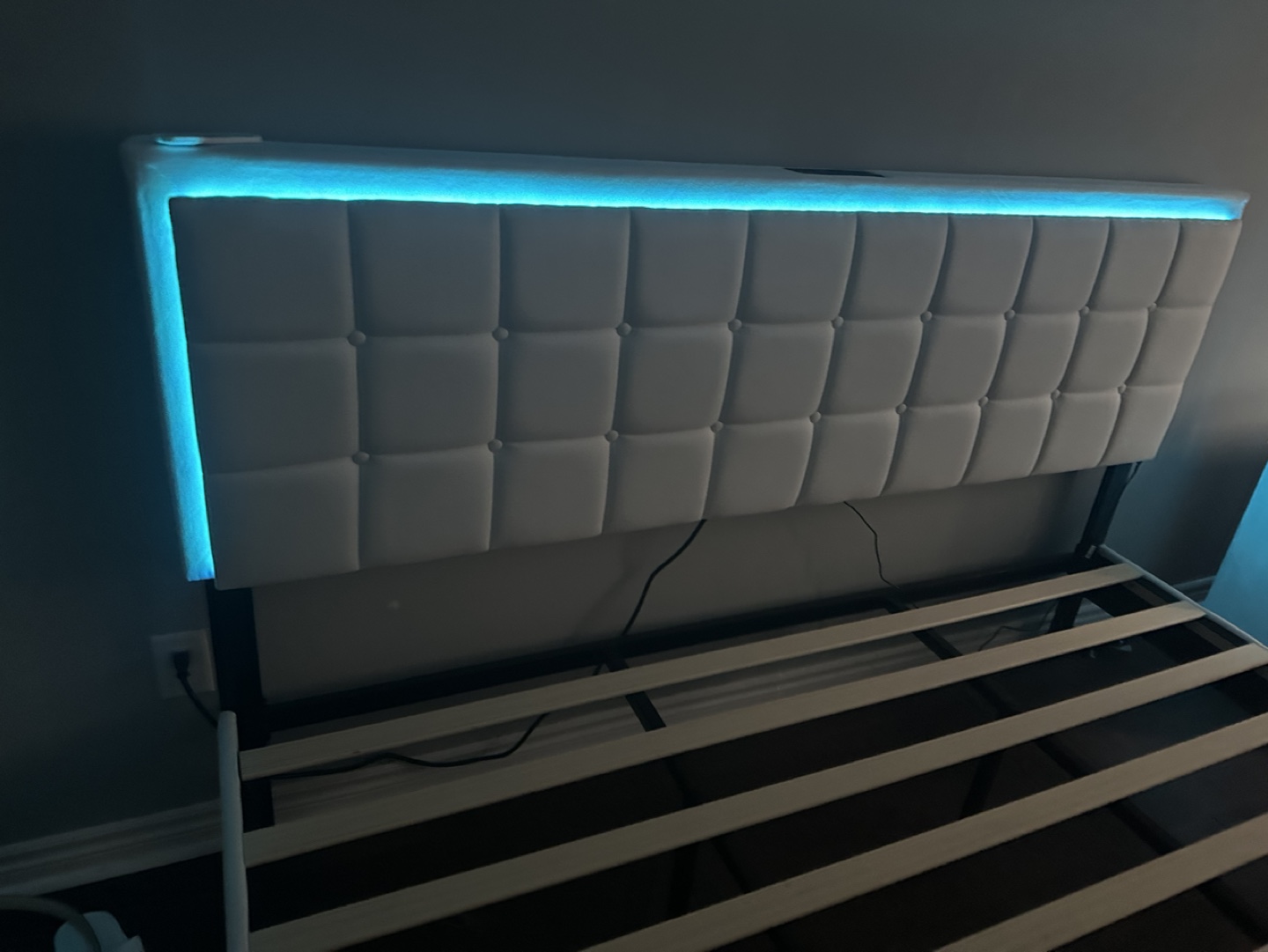 King Bed with LED lights - photo 2