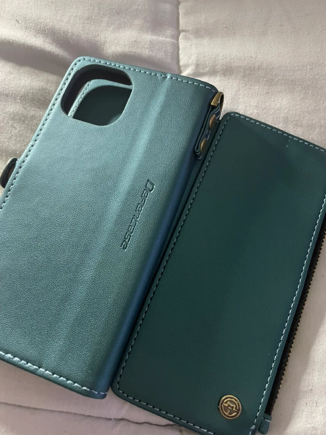 Leather Phone Case with Wallet image indicator(3)