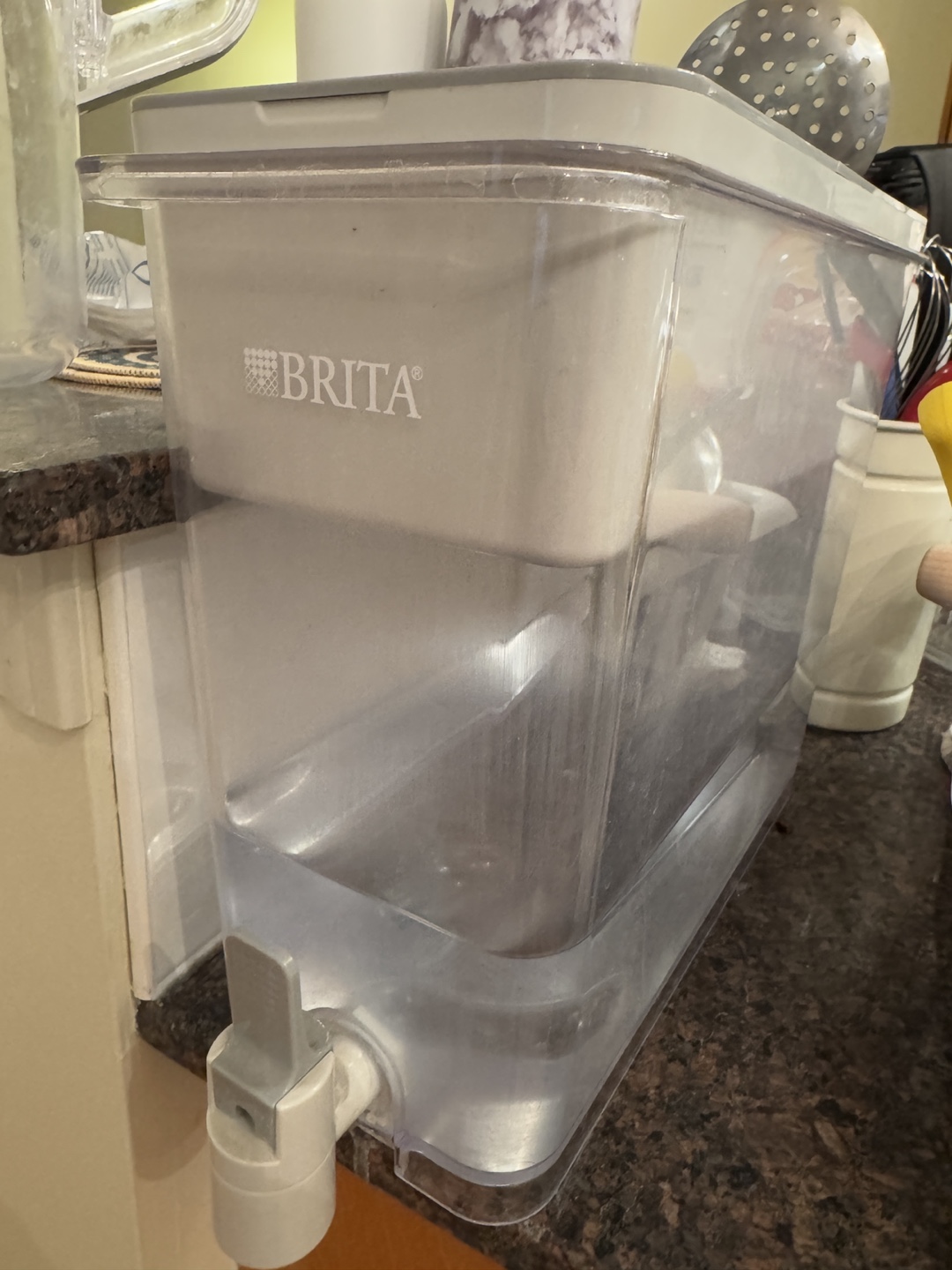 Brita Jug + filter - photo 2