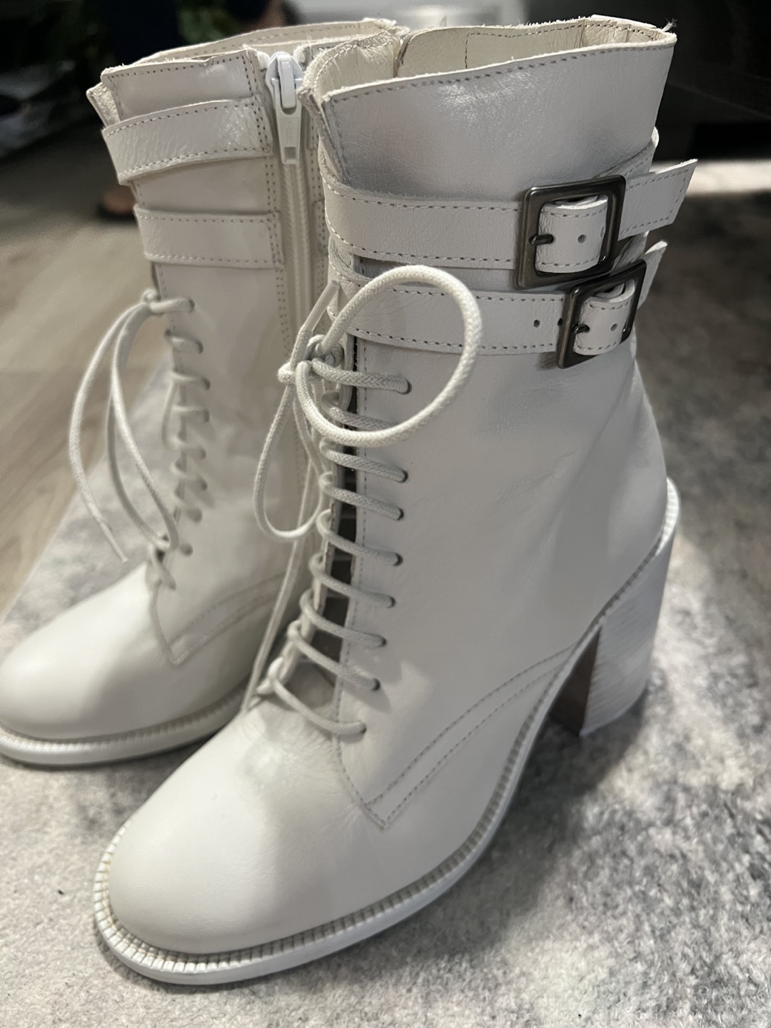 L'INTERVALLE White Leather Buckle Boots - 37 - photo 3