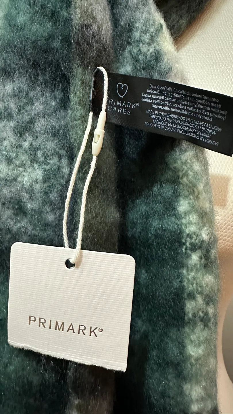 Primark Care | NWT Green Tartan Blanket Women’s Scarf (Size OS) image indicator(4)