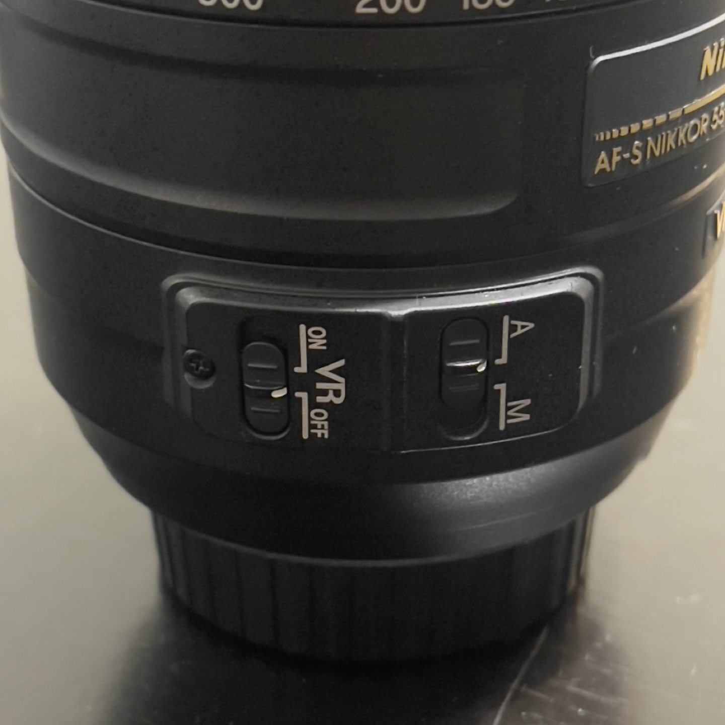 Nikon AF-S DX Nikkor 55-300mm f/4.5-5.6G ED VR Lens - photo 2