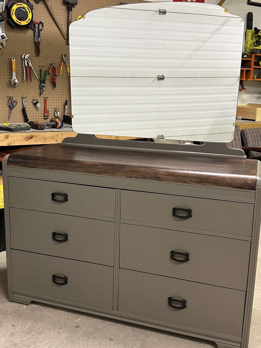 Vintage Dresser with Mirror - photo 3
