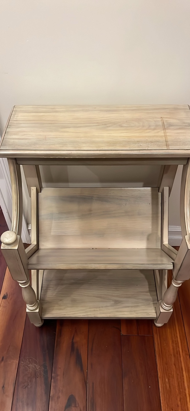 Magazine Rack with Shelf