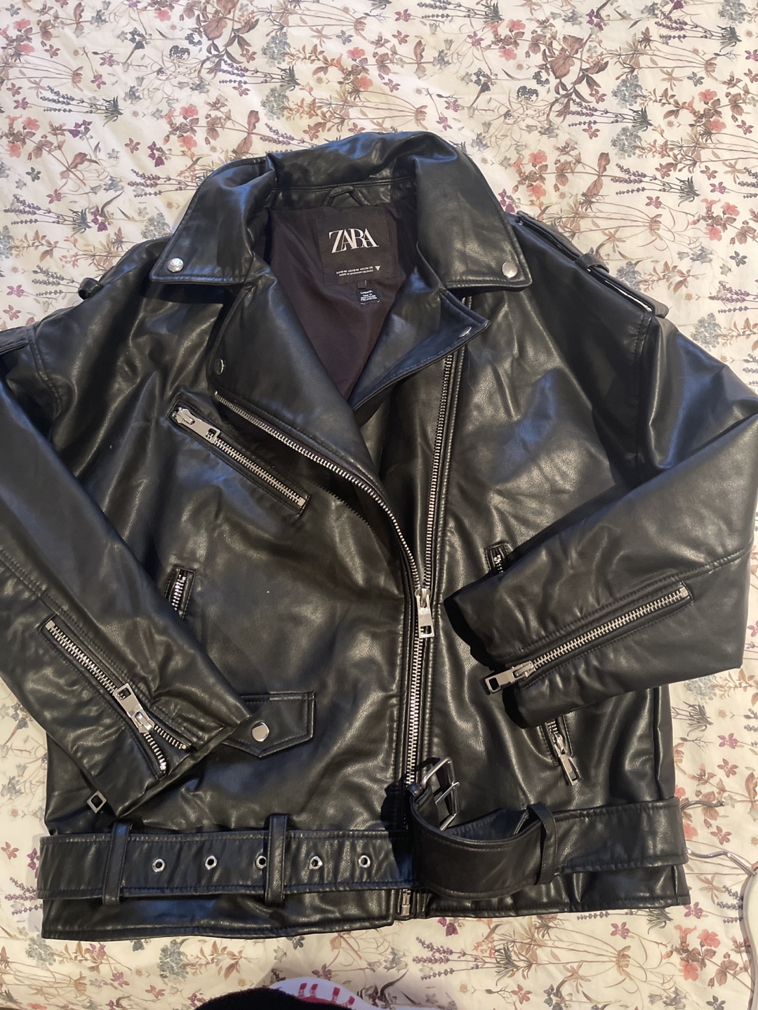 Zara Black Leather Jacket with Belt - photo 3