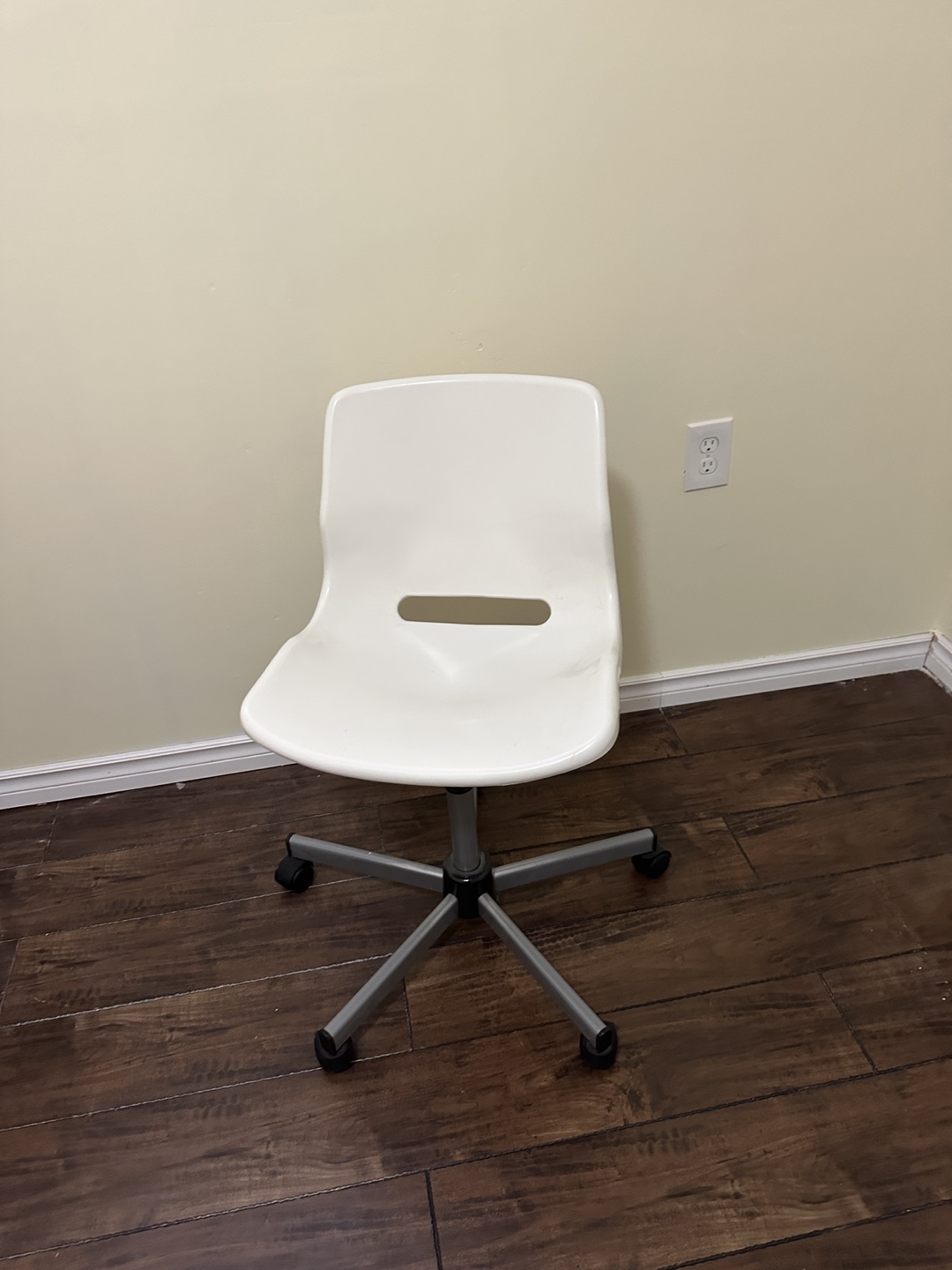 White IKEA Office Chair - photo 2