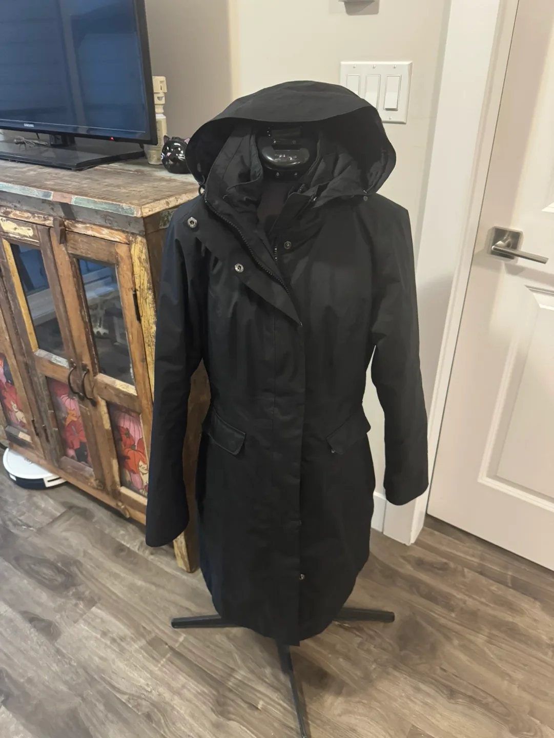 The North Face Women's Insulated Winter Jacket image indicator(3)