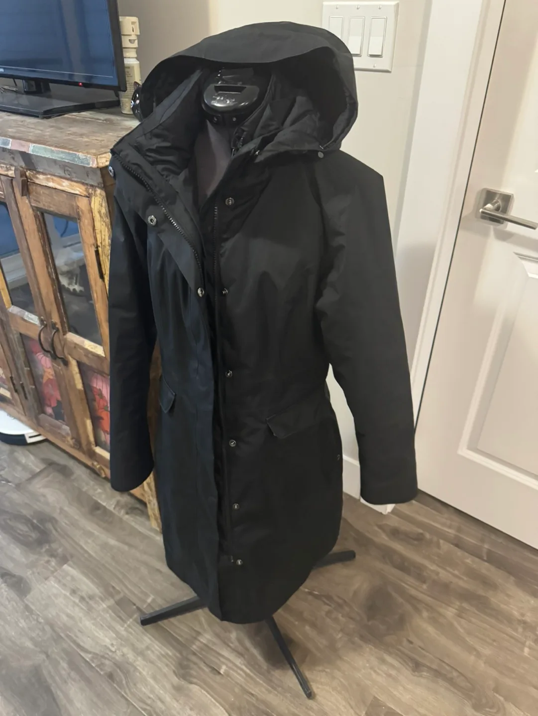 The North Face Women's Insulated Winter Jacket image indicator(5)