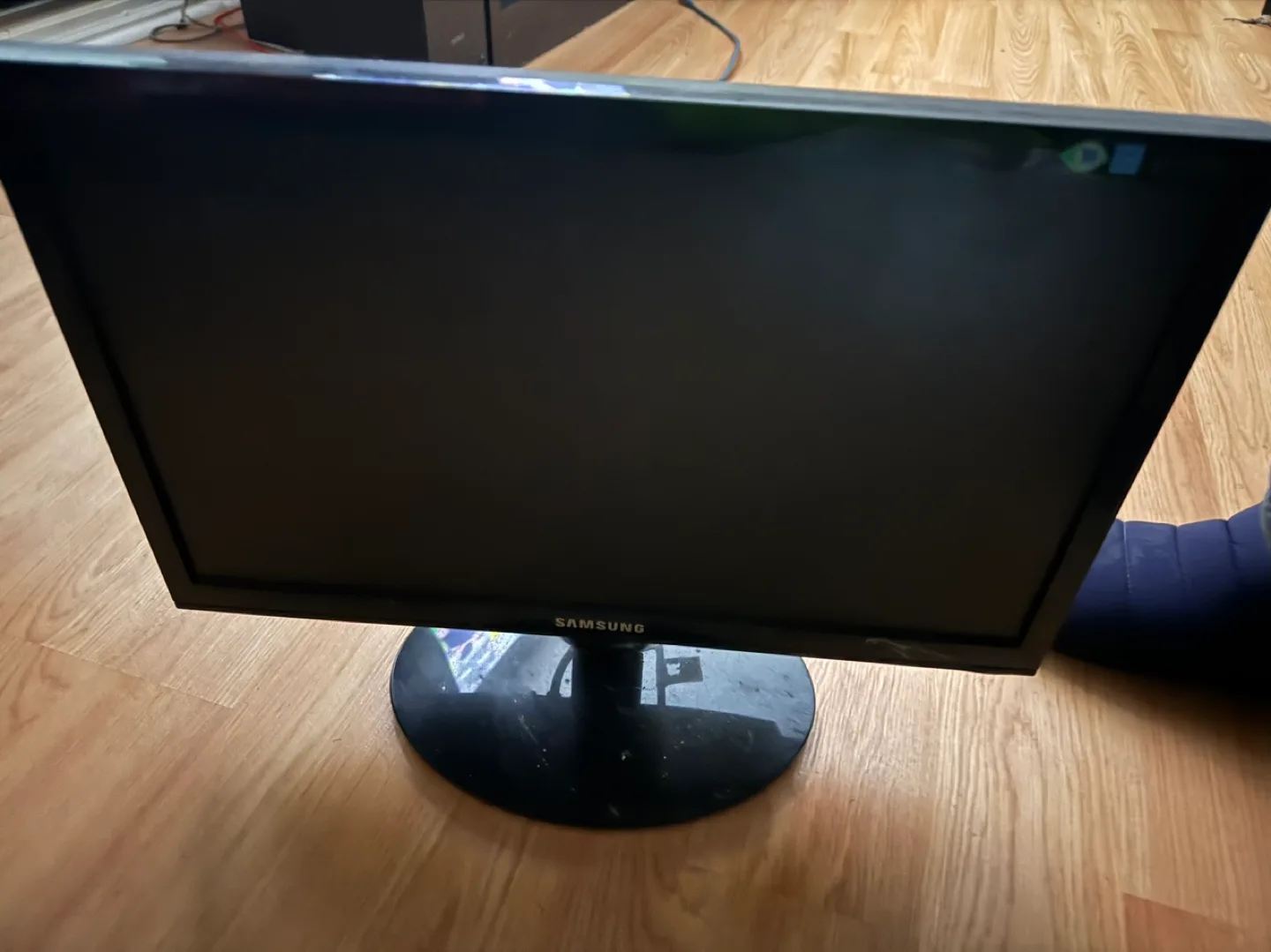 Samsung Monitor thumbnail