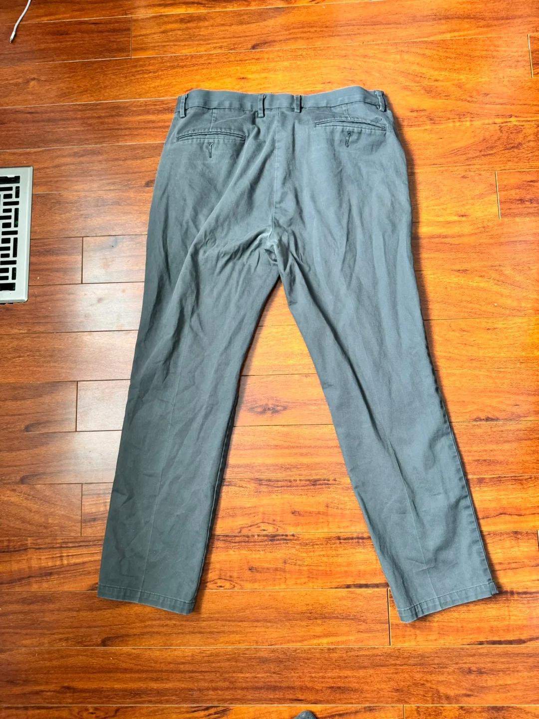 Men’s Grey Slim Tapered Dockers Jeans image indicator(5)