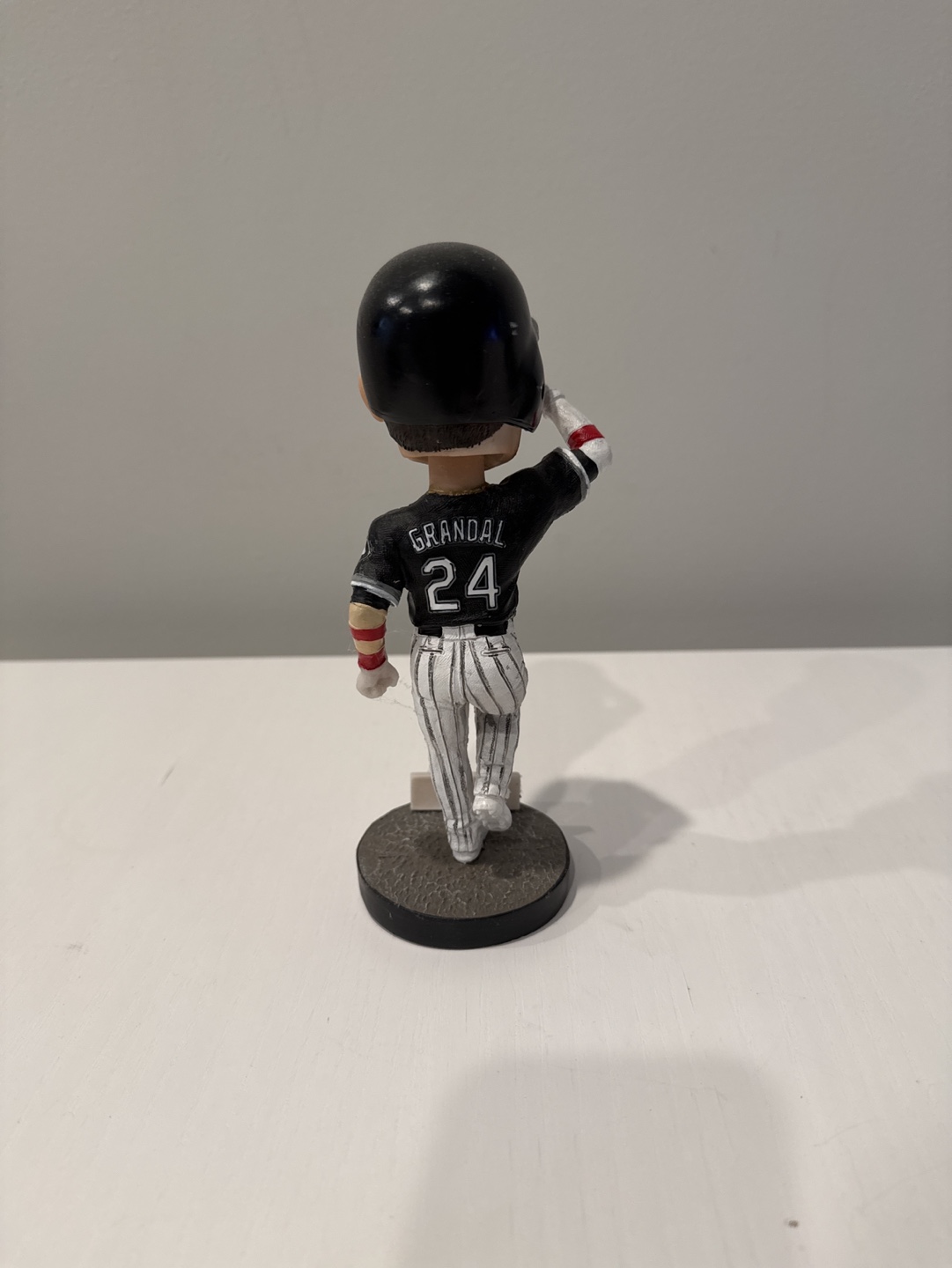 White Sox 24 Yasmani Grandal Bobblehead - photo 2