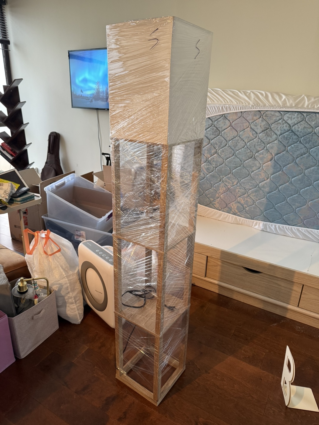 Wooden Floor Lamp with Shelves - photo 4