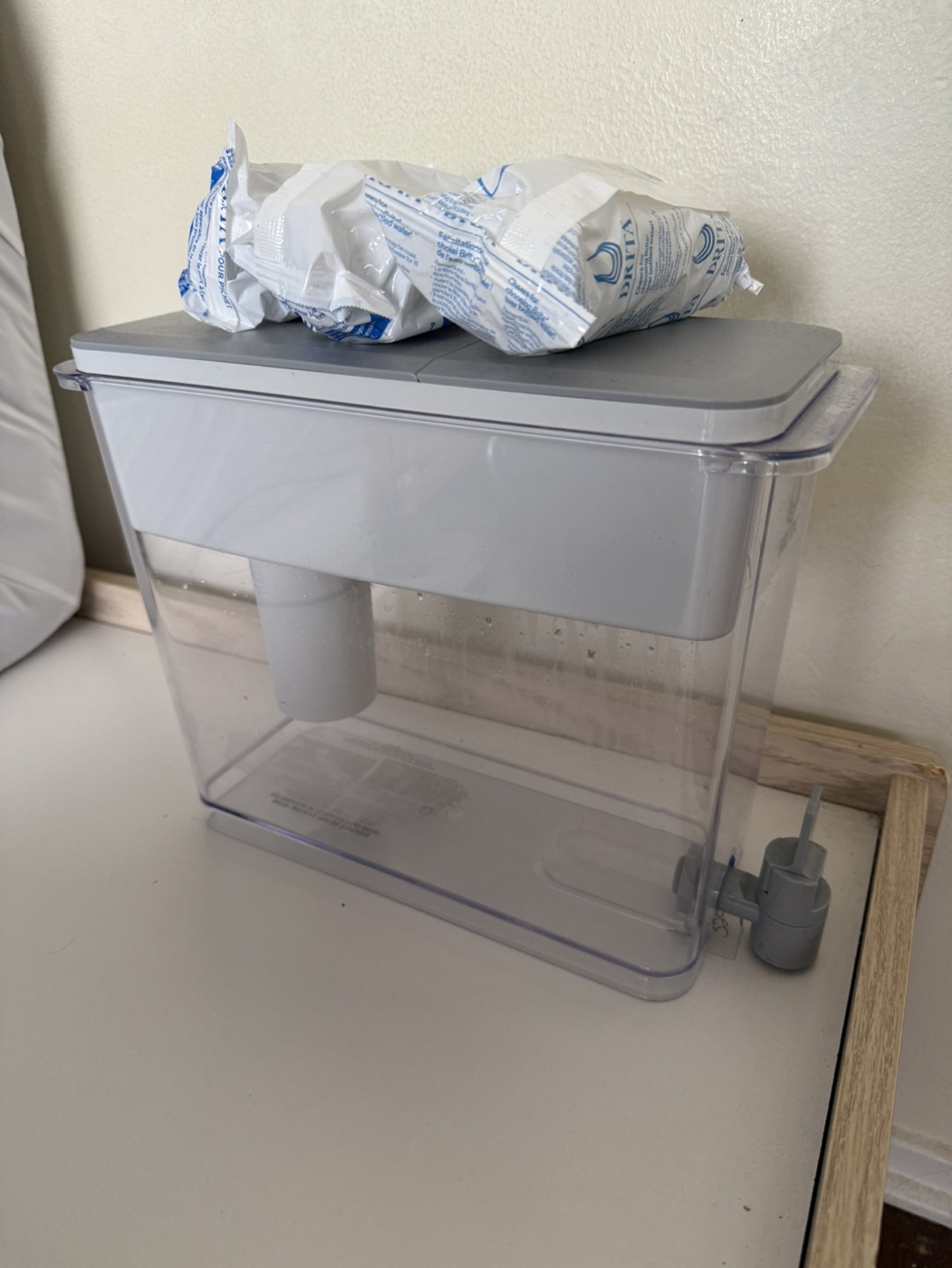 Brita UltraMax Large Water Dispenser With 3 Standard Filters - photo 2