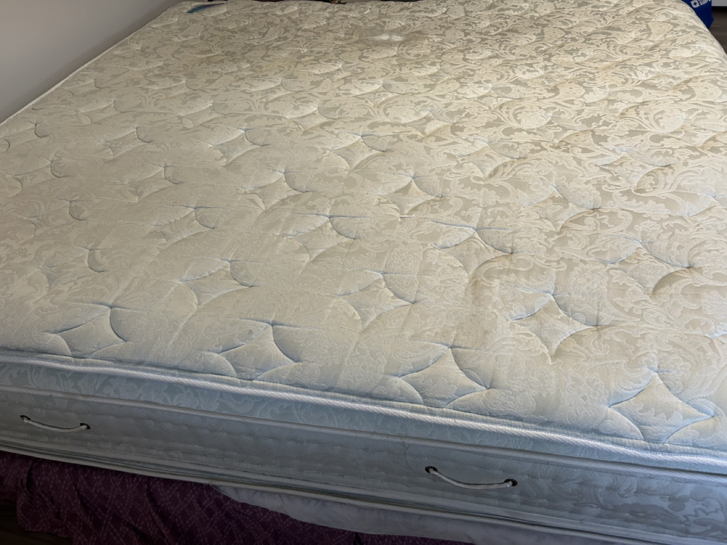 King Mattress - photo 3