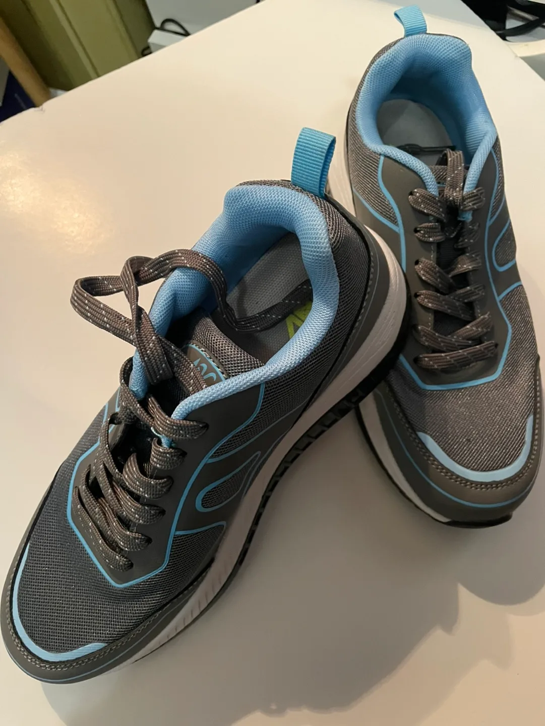 Aov Women's Running Shoes image indicator(2)