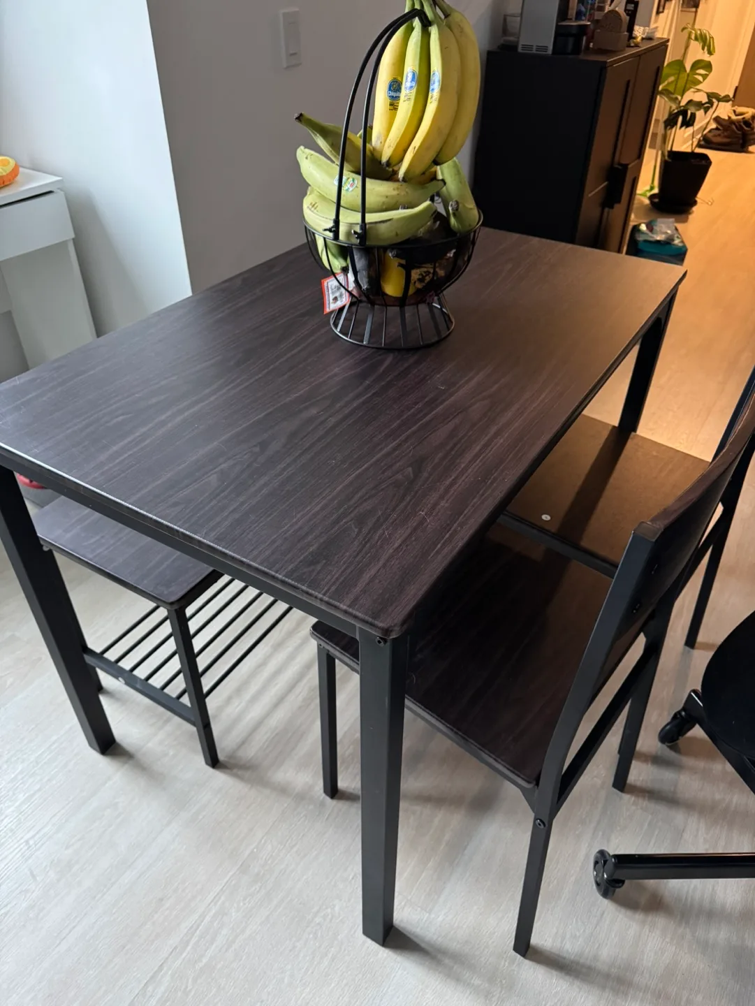 Dining Set with Bench image indicator(2)