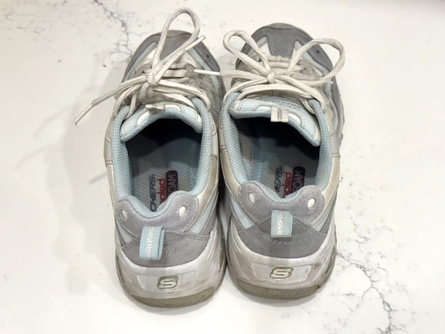 EUC Sketchers D’Lites sneakers WMNS 7.5 image indicator(7)