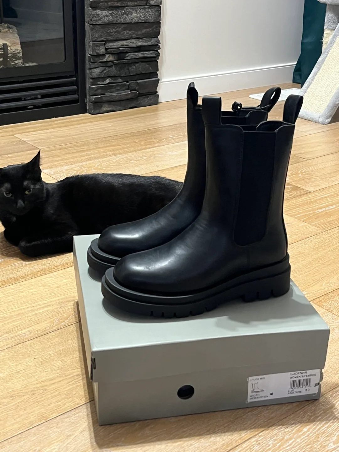 Aquatherm boots Chloe Mid Size 8 image indicator(2)