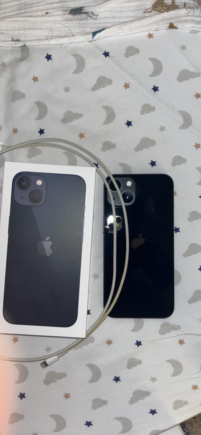 iPhone 13 128 GB in amazing condition - photo 2
