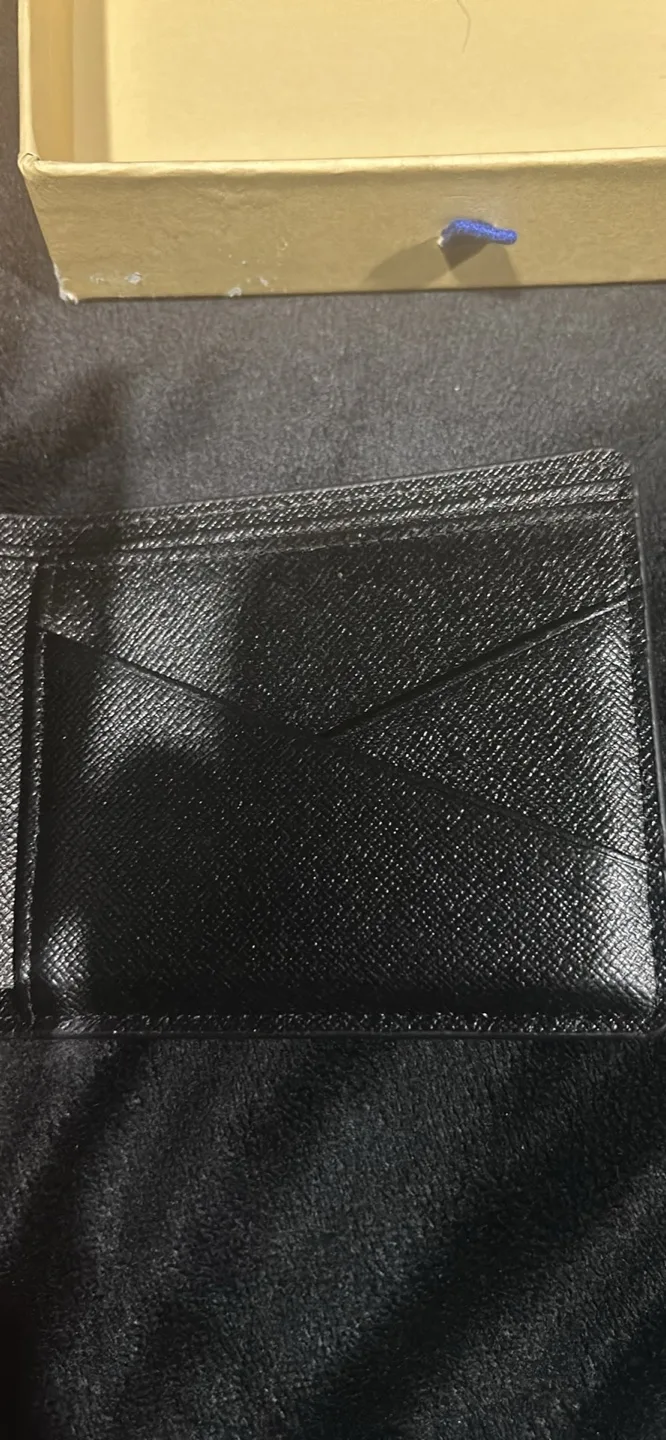 Louis Vuitton Black Wallet image indicator(4)