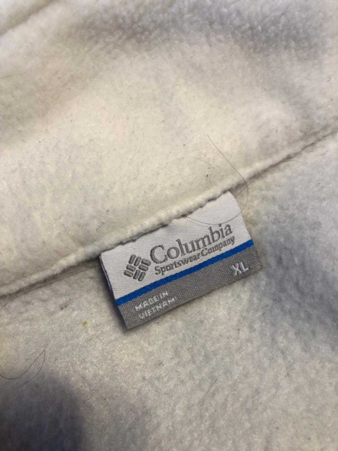 2 for 1 COLUMBIA cool weather VESTS - photo 5