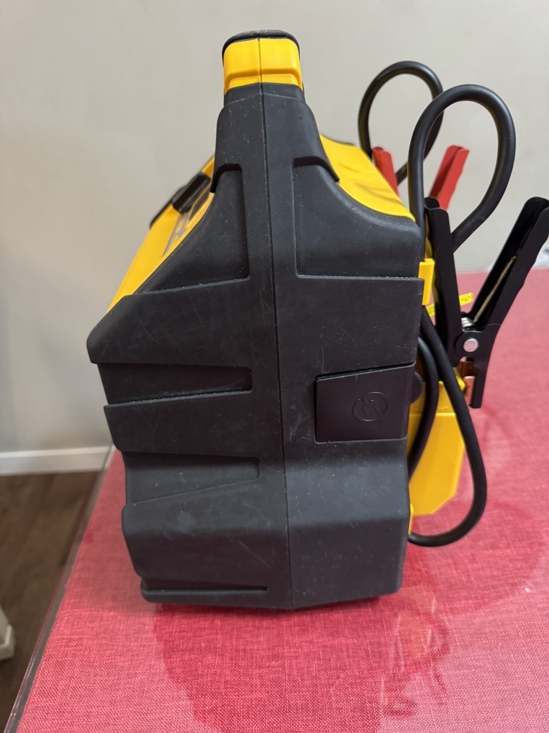 Caterpillar C41000DXT Jump Starter - photo 3