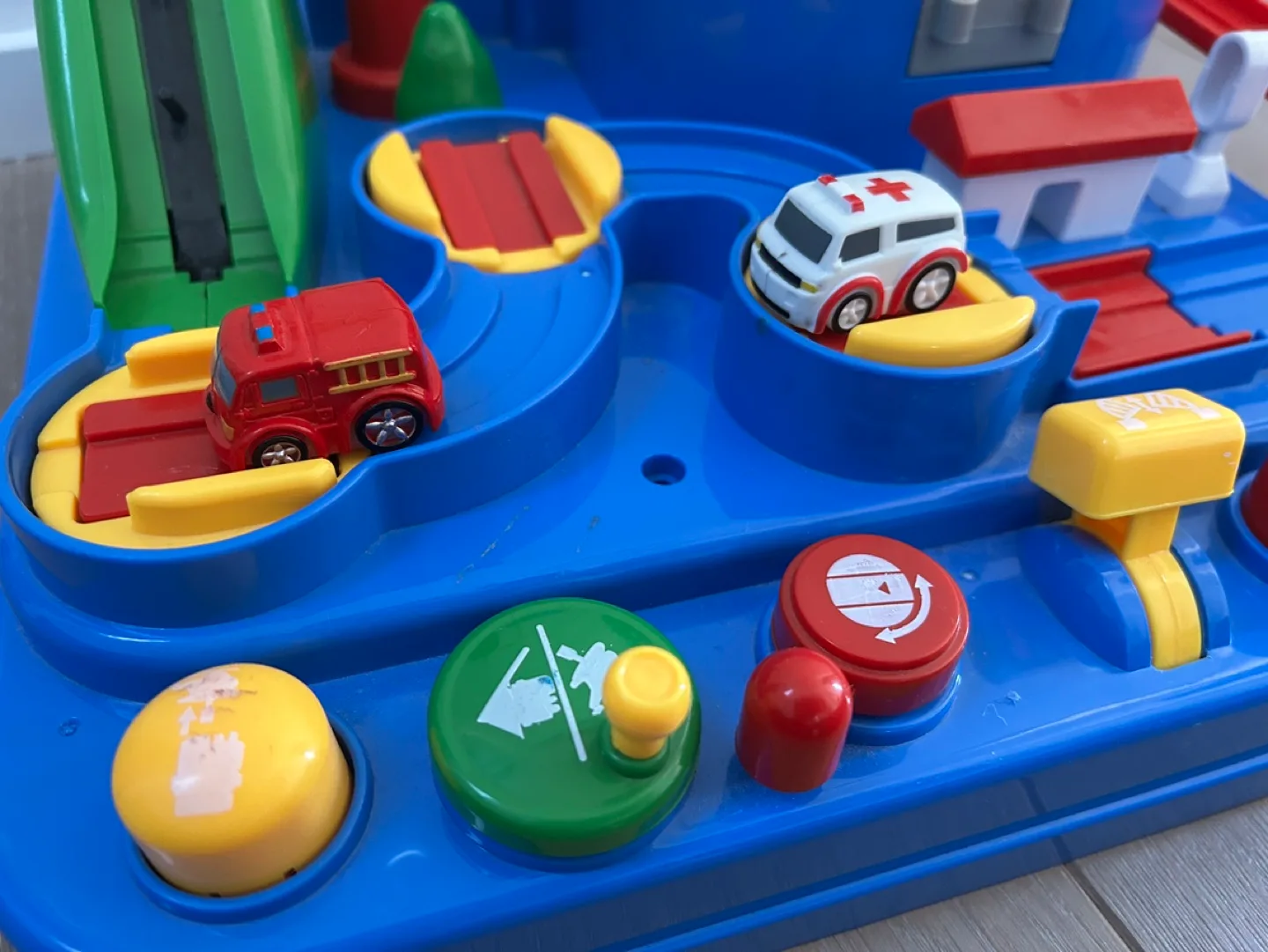 Fun Interactive City Rescue Circuit image indicator(7)