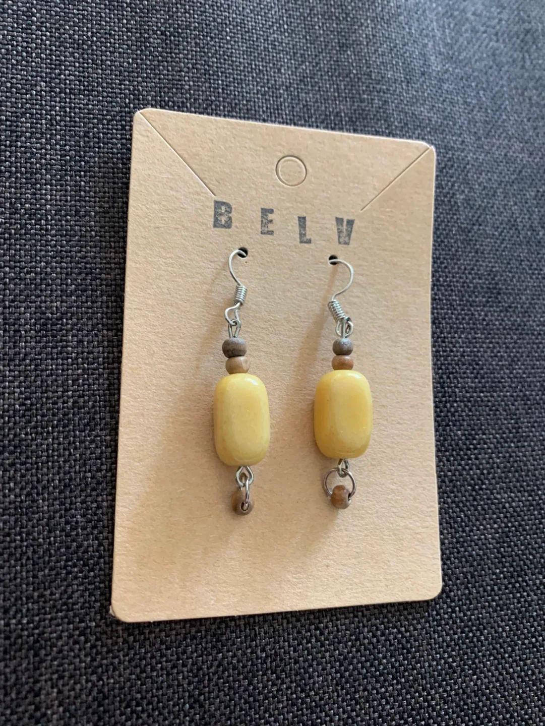 New upcycled Earrings image indicator(8)