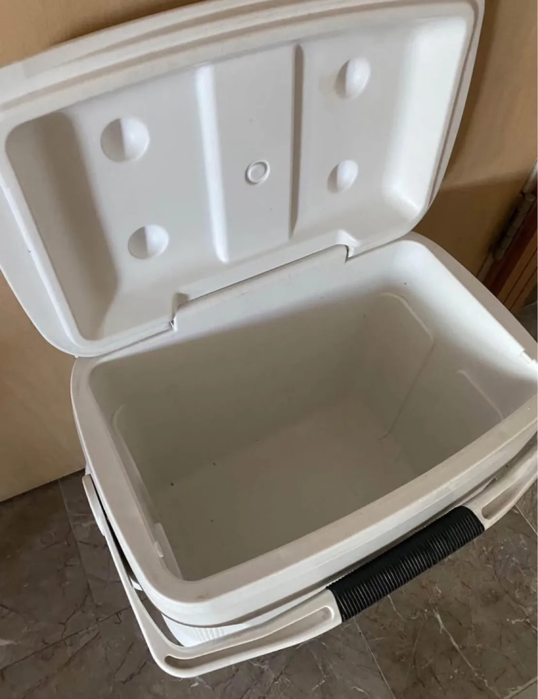 Igloo Cooler image indicator(3)