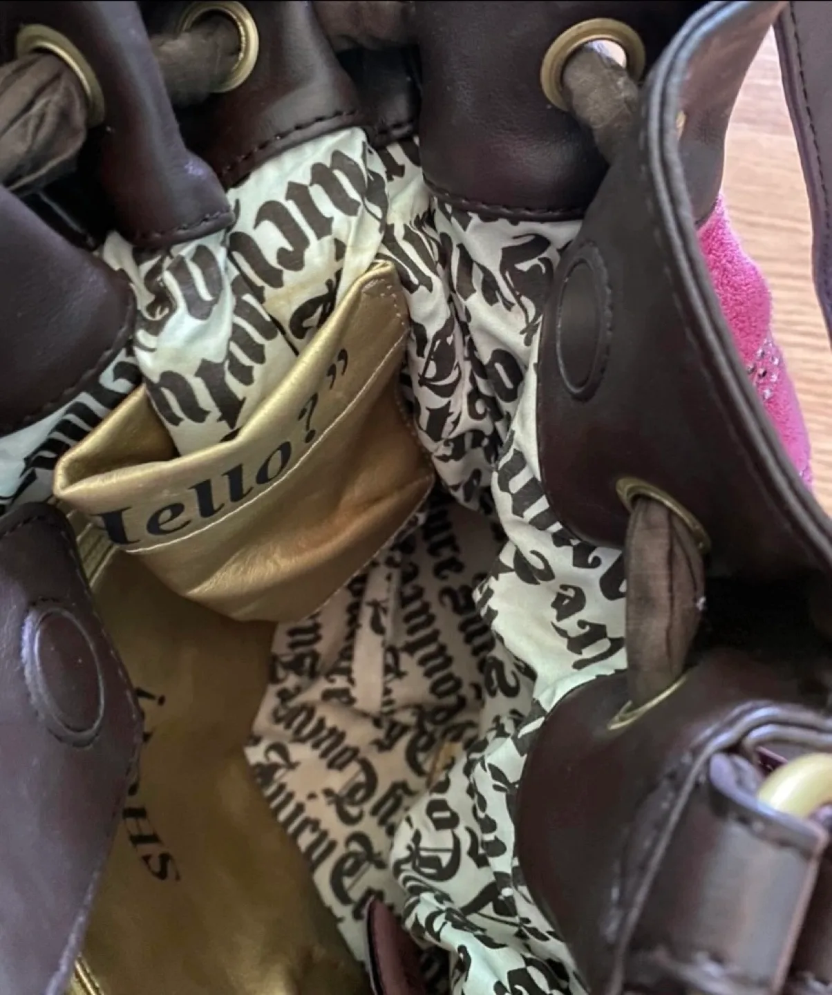 Juicy Couture Pink Velour Bag **Y2K image indicator(8)