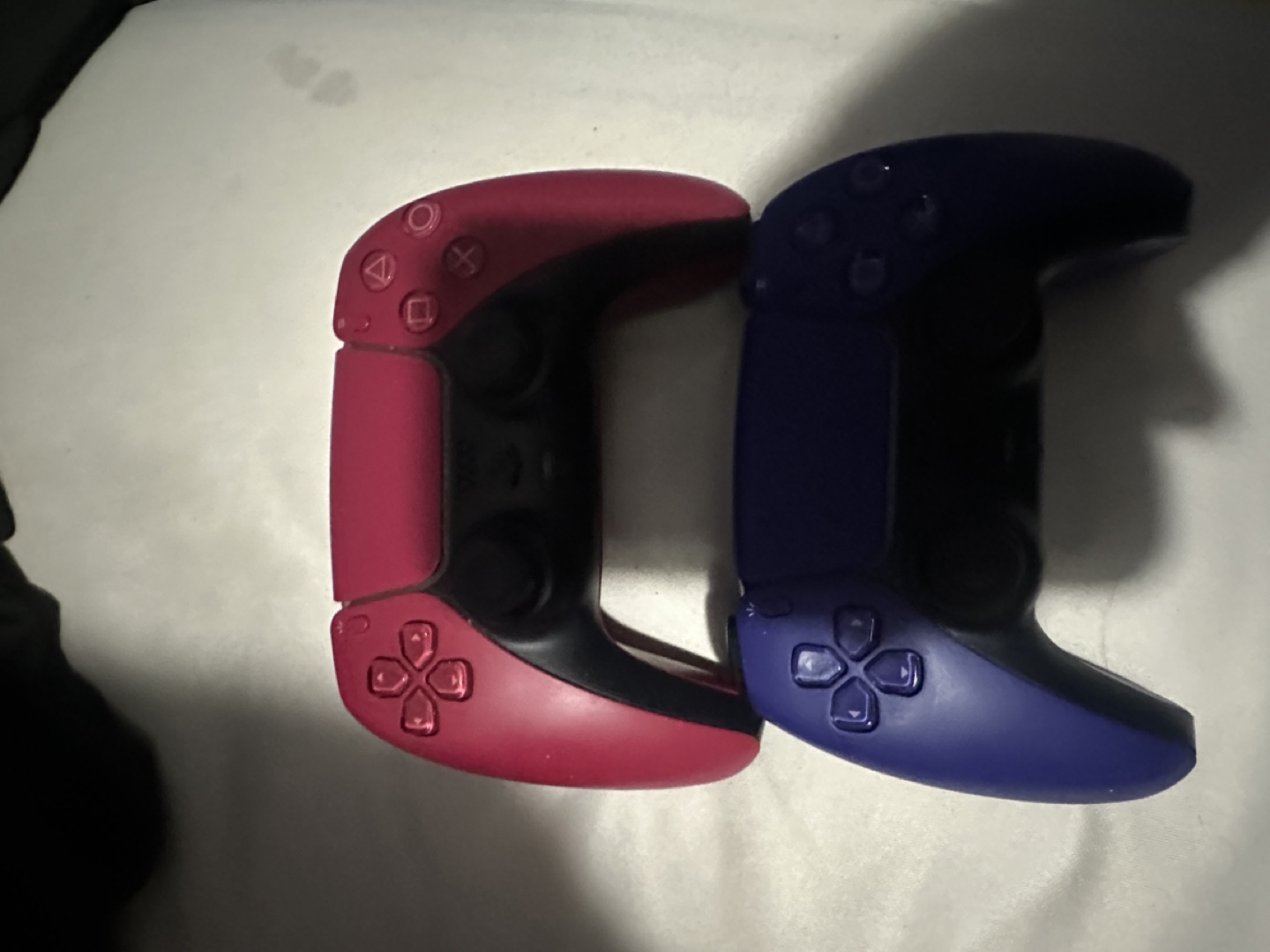 PS5 Console & 2 Controllers - photo 2